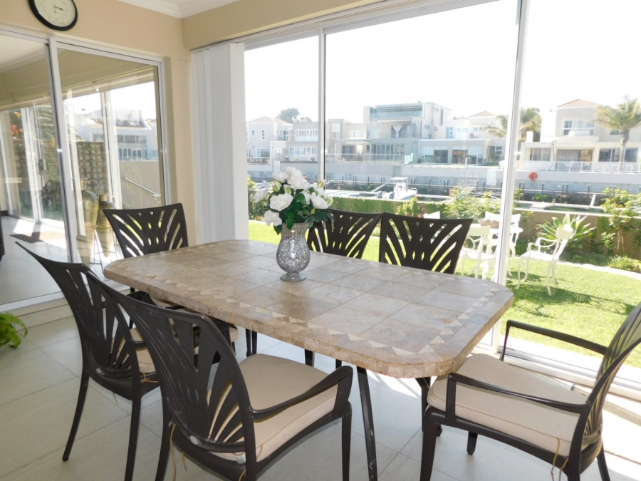 4 Bedroom Property for Sale in Harbour Island Western Cape